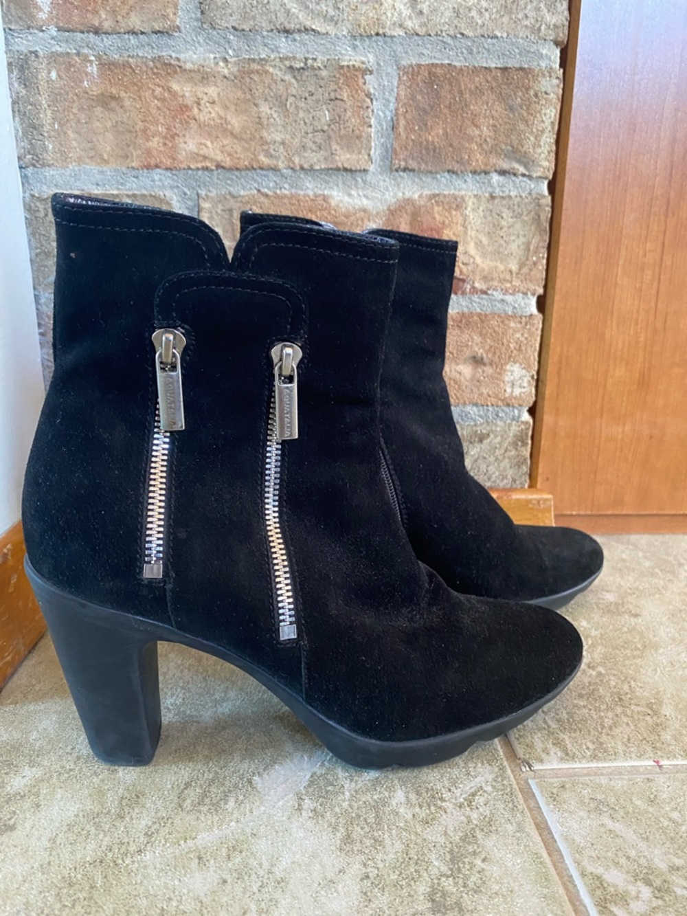 Aquatalia Black Suede Ankle Boots Size 7 Made in Italy Double Zip